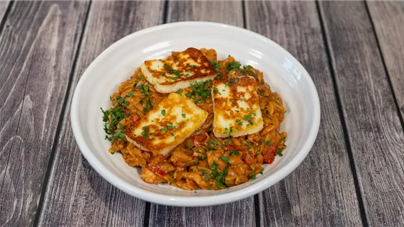 Chicken halloumi orzo